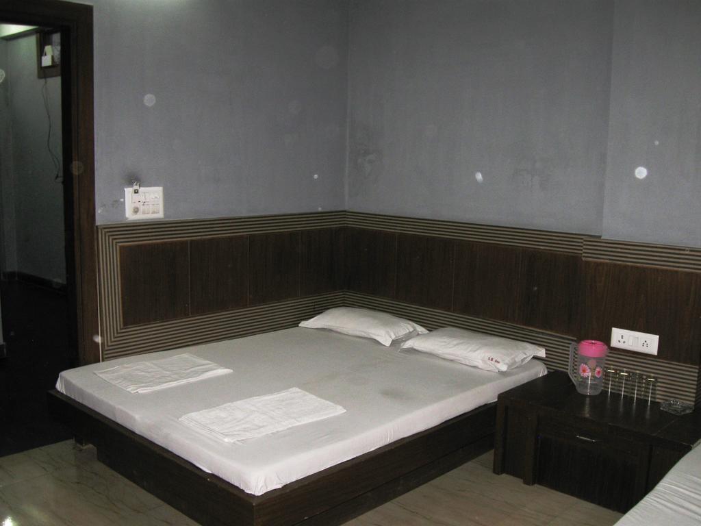 Hotel S B Inn New Delhi Cameră foto